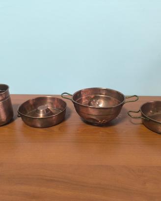 Set 4 pezzi in rame vintage da cucina
