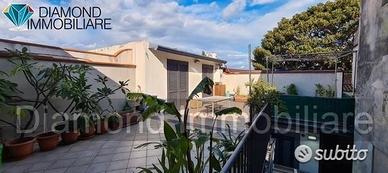 Casa singola divisibile a torre archirafi-riposto