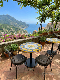 TAVOLINO IN PIETRA LAVICA Ø 80 CON BASE IN ITALIA