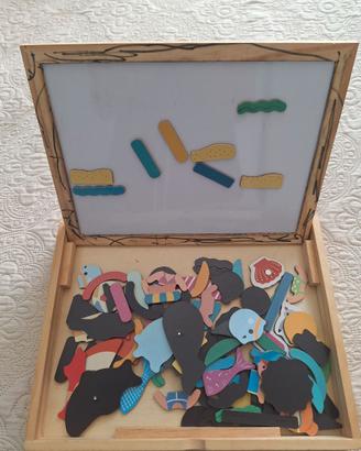 Puzzle Magnetico Legno con lavagnetta