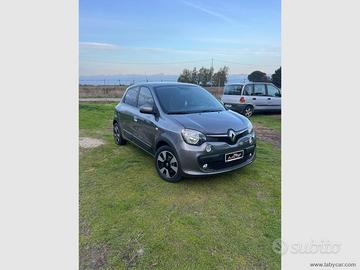RENAULT Twingo SCe Lovely
