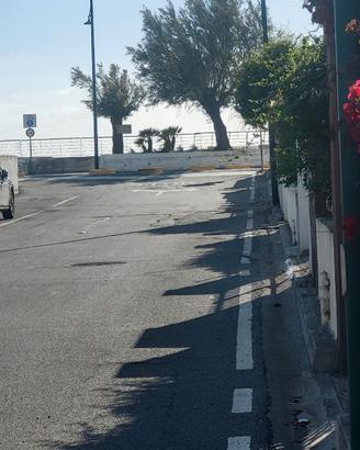 Sul mare, maggio, giugno, settembre. max 4 persone