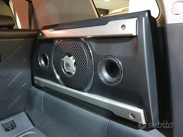 Subwoofer JBL per FJ Cruiser