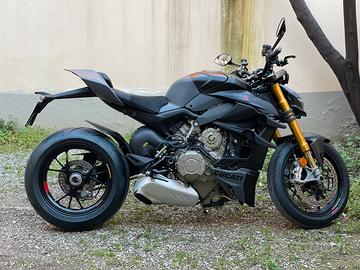 Ducati Streetfighter V4 S (2024) in garanzia