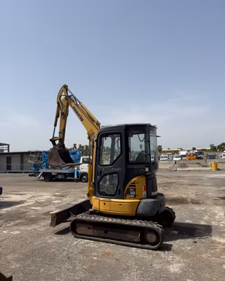 ESCAVATORE KOMATSU PC35 - 35 QL.