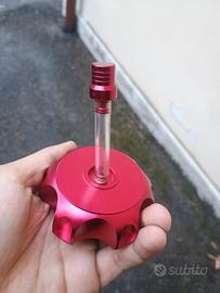 Tappo serbatoio universale