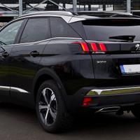 Peugeot 3008 gt line 2017-18 in ricambi