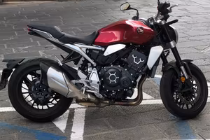 Honda cb 1000 r