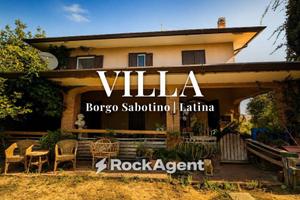 Villa di 260 m² con più di 5 locali e box auto a L