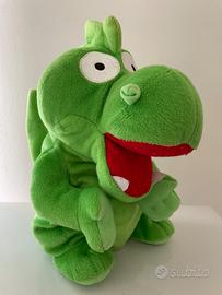 Marionetta a mano drago verde