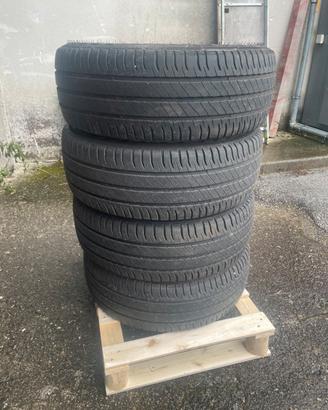 GOMME ESTIVE VW T6 (215/60-r17)