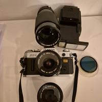 Canon AE-1 macchina fotografica con accessori