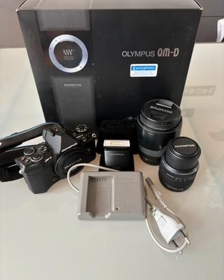 OlympusOM-D E-M5Mark II+Scafandro Sub Olym PT-EP13