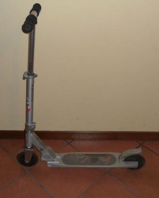 Monopattino
