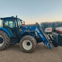 New Holland T5.115 con Pala Sigma4 Iron