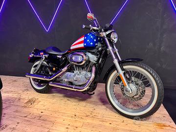 Harley Davidson sportster 883