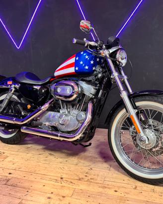 Harley Davidson sportster 883