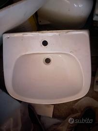 Lavandino- copri scarico