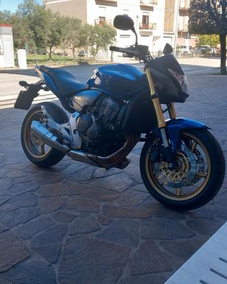 moto honda hornet