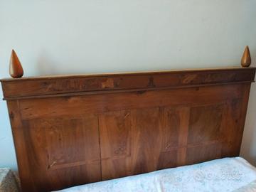 Letto in noce intarsiato1+1/2 piazza