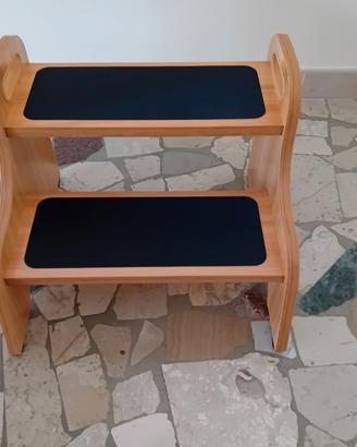 Sgabello StrongTek Legno - 2 Gradini  € 23