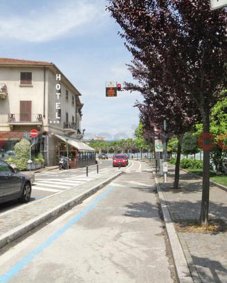 Negozio Arona [68VCG]