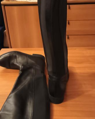 stivali in pelle da donna 37