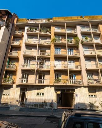TRILOCALE FINEMENTE RISTRUTTURATO