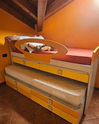 Camera da letto con 2 letti