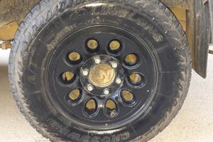 Cerchi raggio 15 per fuoristrada Nissan e Mitsubis