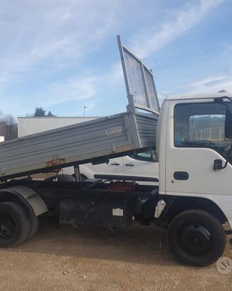 Isuzu ribaltabile