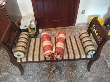panca con 2 cuscini in omaggio