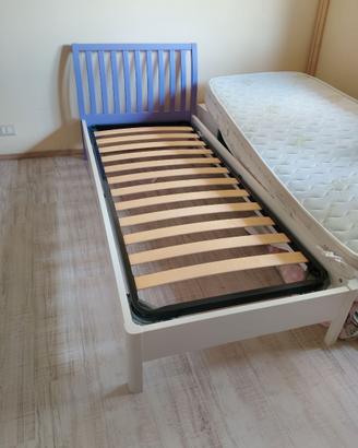 letto bambino/a con rete,materasso,comodino
