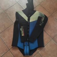 Muta da sub  taglia 54 + calzari taglia 44