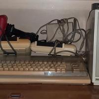 Commodore 64 personal computer anni 80