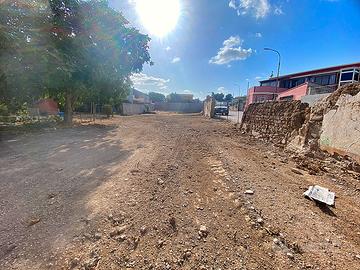 (s) terreno edificabile a pochi passi dal centro