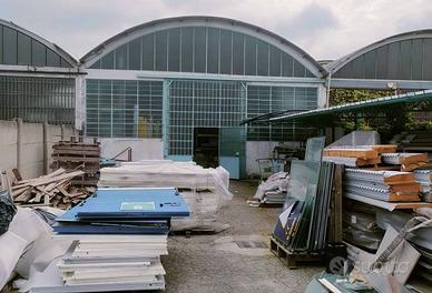 Laboratorio a Pieve Emanuele (MI)