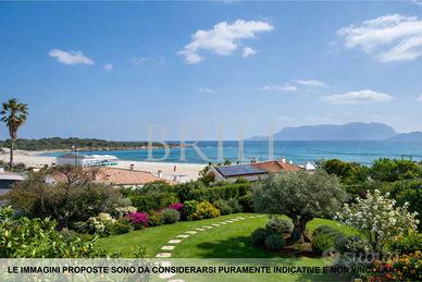 Villa Fronte Mare Pittulongu con Vista Mozzafiato