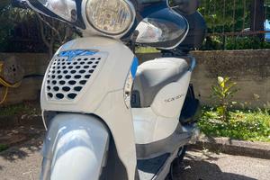 Aprilia Scarabeo 200 ie | come nuovo 