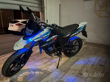 Tr 50 super moto