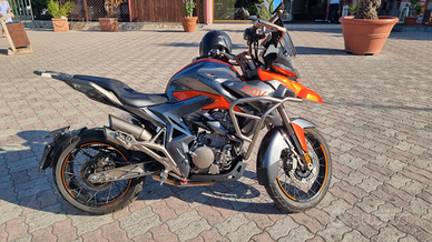 Zontes t2 310 no benelli no voge