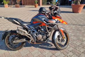 Zontes t2 310 no benelli no voge