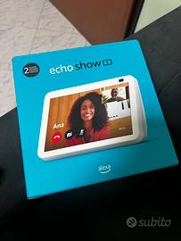 Amazon Echo Show 8 (2a generazione)