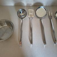 "Helen Cook" campana 22cm e set utensili cucina