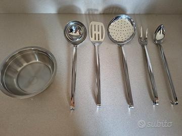 "Helen Cook" campana 22cm e set utensili cucina