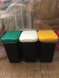 Contenitori in plastica per raccolta differenziata