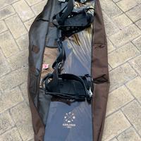 Tavola da snow Jones con attacchi K2