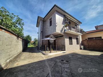 CASA INDIPENDENTE A RONCELLO