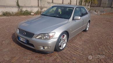 Lexus IS 200 I serie 1999