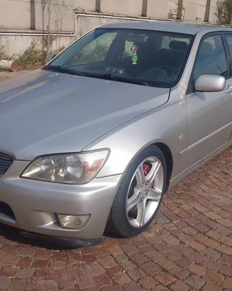 Lexus IS 200 I serie 1999